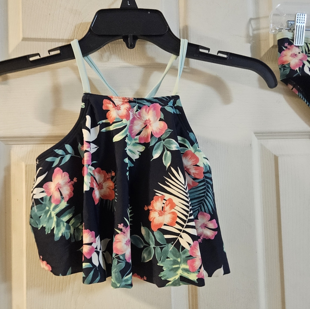 ABERCROMBIE KIDS BIKINI TOP: FLORAL: GOOD CONDITION: SIZE 13/14